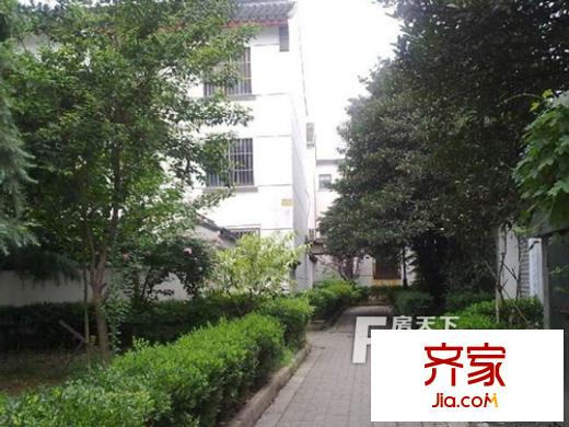 東中市小區(qū)外景圖
