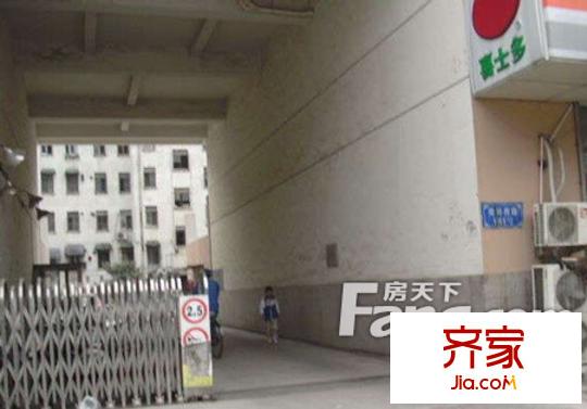 南環(huán)西路