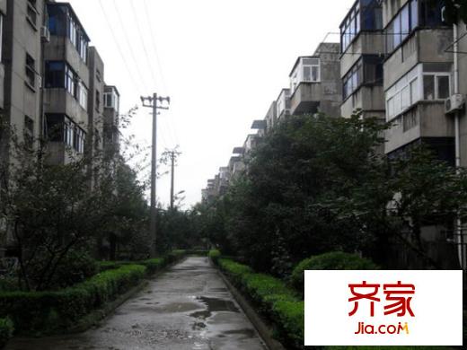 靈巖新村外景圖