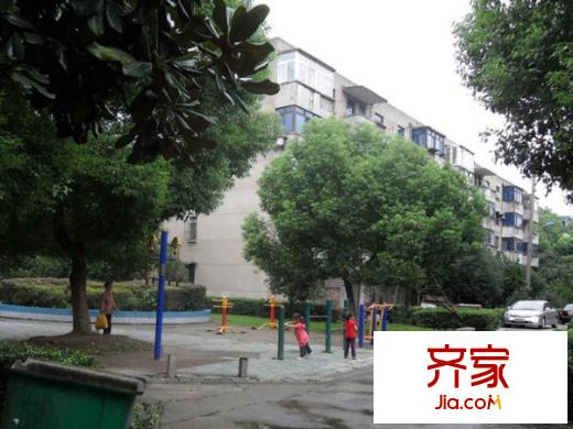 靈巖新村外景圖