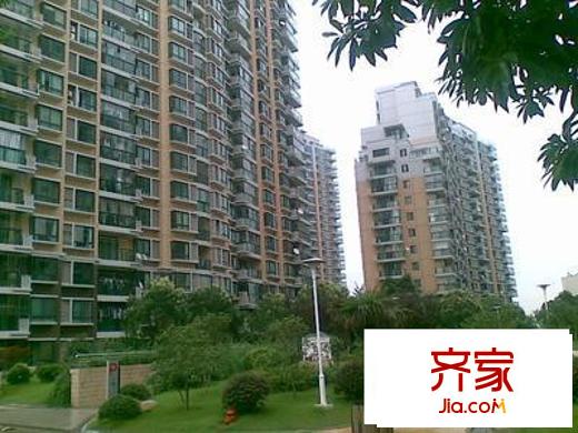 湖畔花園外景圖