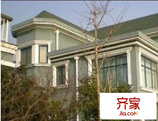 太湖春申居外景圖 
