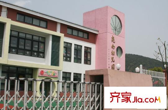 美田富堯山莊配套圖項(xiàng)目北面400米堯南幼兒園