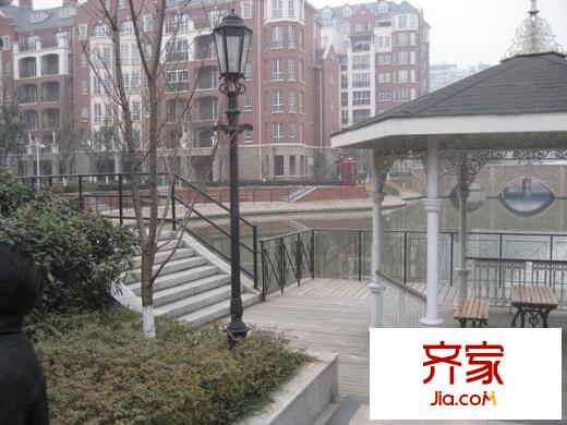 伊頓小鎮(zhèn)別墅外景圖 