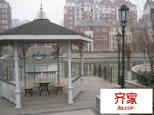 伊頓小鎮(zhèn)別墅外景圖 