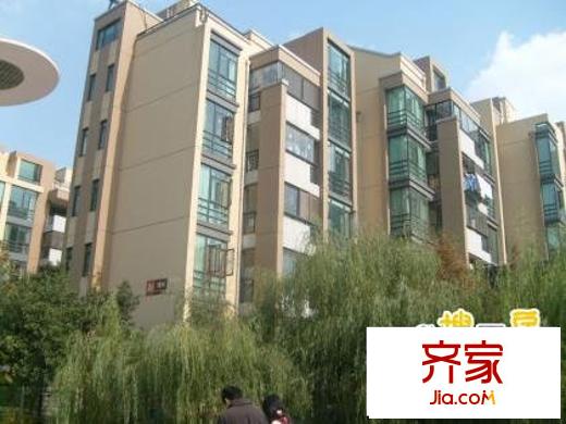 嘉業(yè)陽(yáng)光假日別墅外景圖