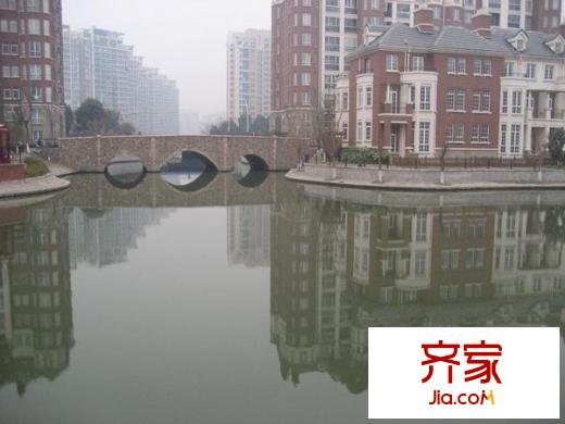 伊頓小鎮(zhèn)別墅外景圖 