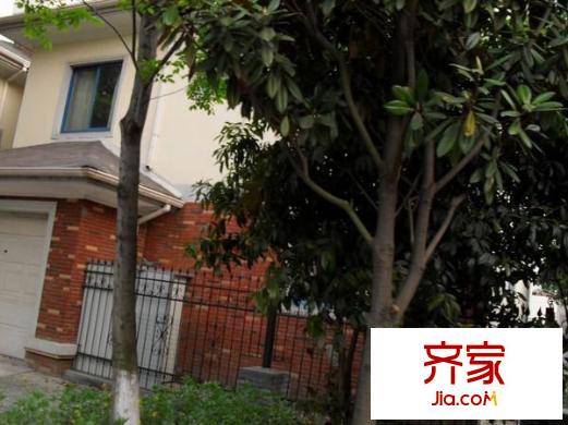 嘉業(yè)陽(yáng)光城別墅外景圖 