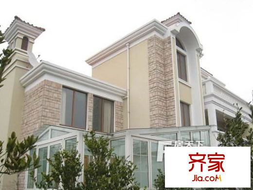 東岸綠洲半島外景圖
