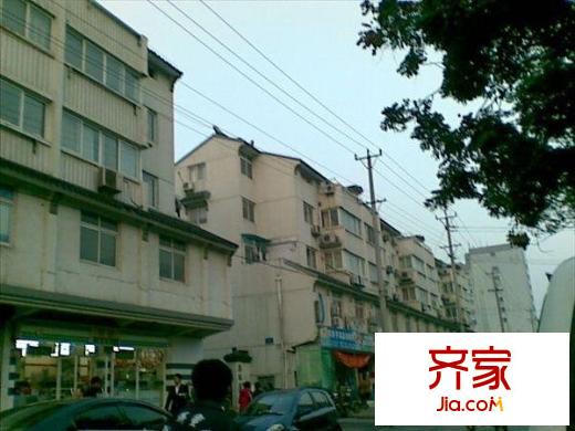 南門城根外景圖