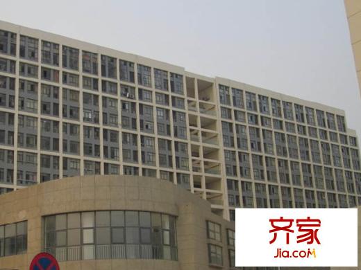 蜜蜂城外景圖