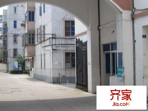龍港新村