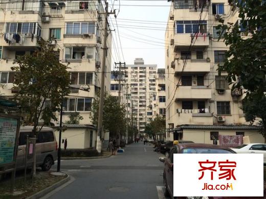 彩虹新村外景圖 