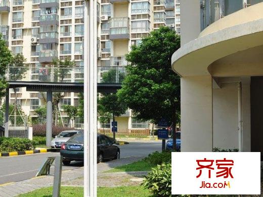 名馨花園外景圖新港
