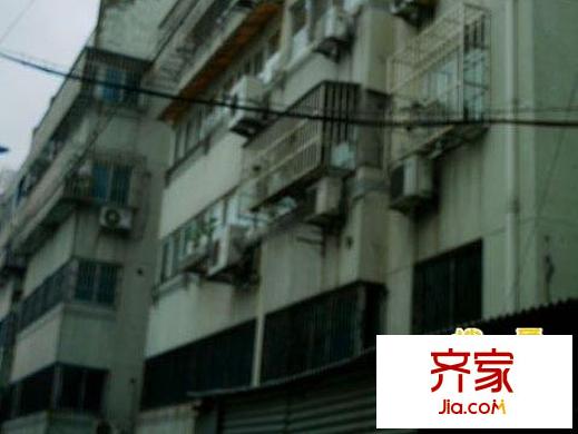 富郎中巷外景圖