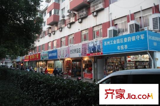 群星苑配套圖往北600米菜場(chǎng)