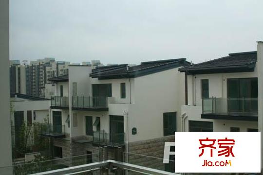 朗悅灣別墅外景圖