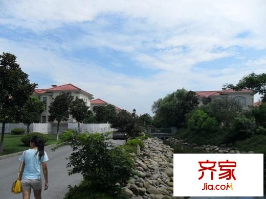 東方春曉外景圖 