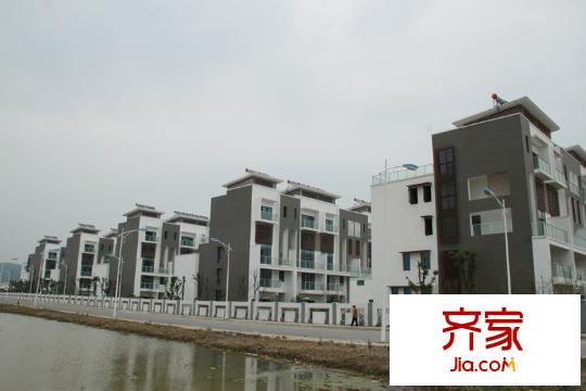 太湖純水岸別墅實(shí)景圖疊加別墅實(shí)景2012.4.10