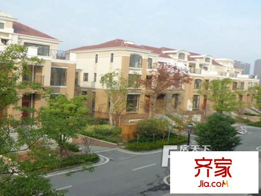 中海國際社區(qū)一區(qū)別墅外景圖
