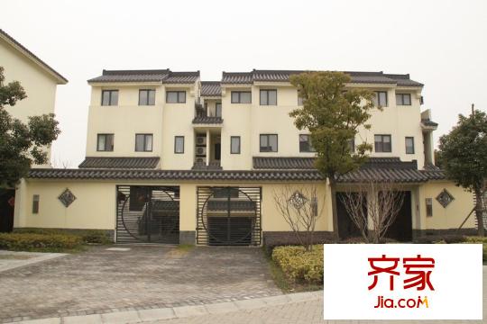 錦澤苑小區(qū)內(nèi)部實(shí)景（2012.3.1）