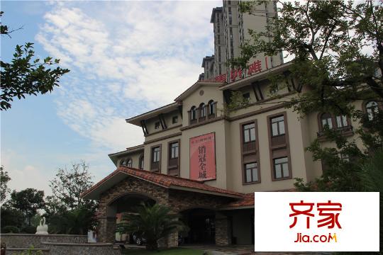 世茂東外灘小區(qū)（2015-7-29）