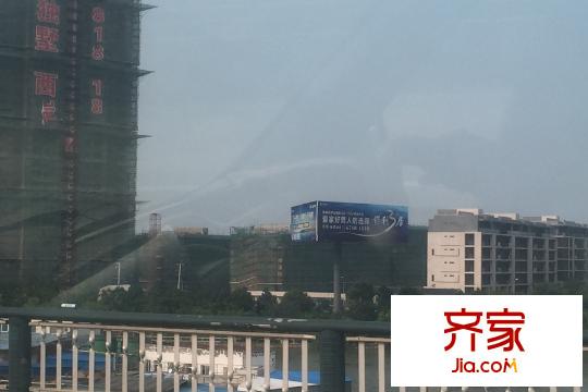 保利悅平方米項(xiàng)目實(shí)景2015.8.25