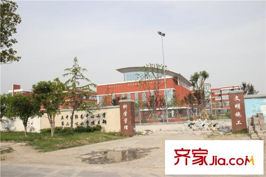 保利悅平方米項目西2公里獨墅湖小學