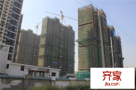 九方城友緣路上的施工現(xiàn)場（2014-11-05）