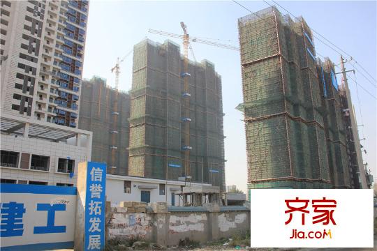 九方城友緣路上的施工現(xiàn)場（2014-11-05）