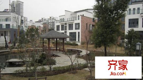 中航城