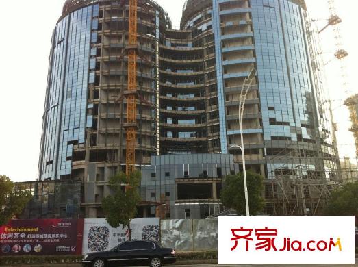 華潤橡樹灣3期向南2公里商業(yè)繁花中心