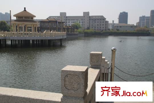 弘景灣配套圖項(xiàng)目對(duì)面通江路金浦公園