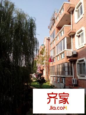 太湖之春外景圖 