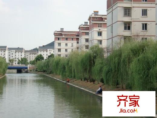 華通花園三區(qū)