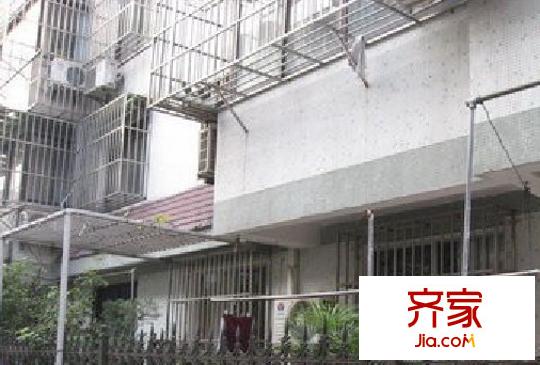 龍港三村