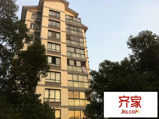 吳越祥庭外景圖