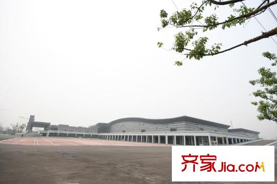 綠地21新城S1號(hào)線和浦東國(guó)際機(jī)場(chǎng)昆山航