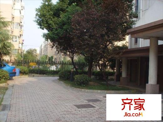 金湖閣外景圖