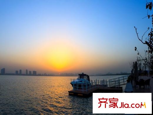 恒熙湖庭配套圖項(xiàng)目東側(cè)100米獨(dú)墅湖