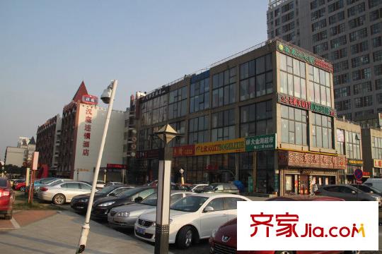 派客公寓配套圖項目往西200米處漢庭酒店