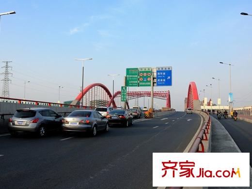 高新地產(chǎn)天之運(yùn)向東10米寒山大橋