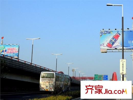 高新地產(chǎn)天之運(yùn)向東10米寒山大橋