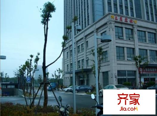 德誠嘉元廣場公寓外景圖德誠嘉元廣場 