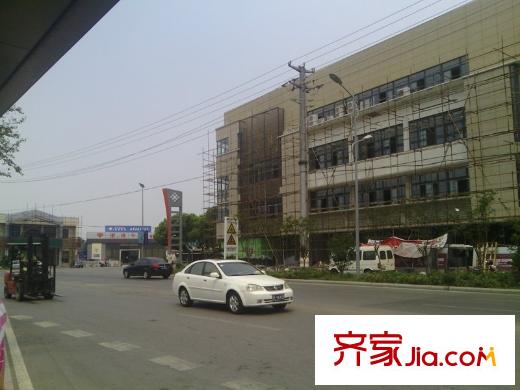 瑜翠園配套圖向北約5千米中國建設(shè)銀行