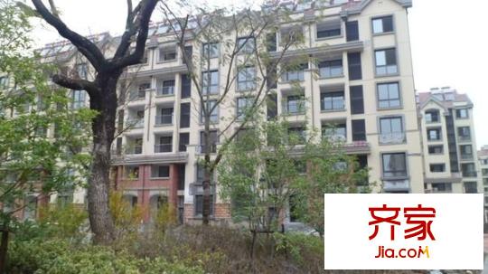 東渡海派青城外景圖 