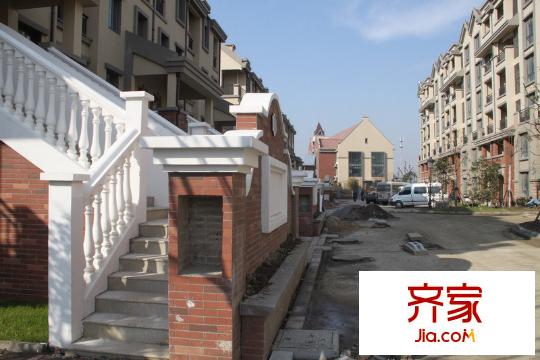 東渡海派青城實(shí)景圖別墅入戶2012.12.19