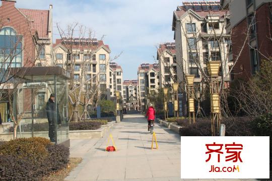東渡海派青城實(shí)景圖小區(qū)中心2012.12.19