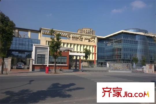 偉業(yè)迎春世家配套圖向南100米迎春小學(xué)