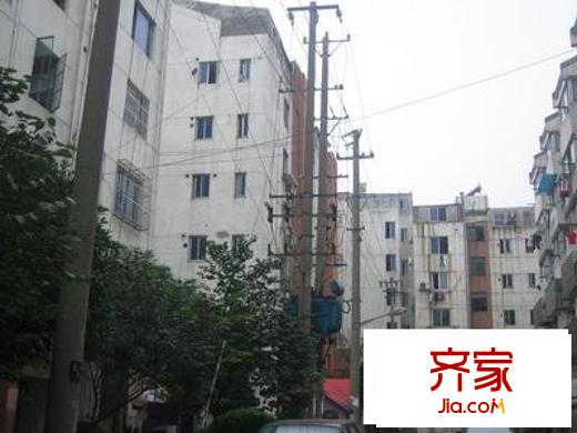 公交一村外景圖 